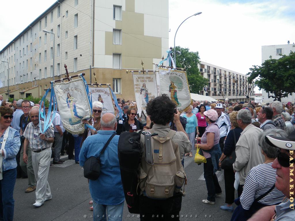 2014 05 29 NIMES PELERINAGE A N.D. DE SANTA CRUZ (9).JPG